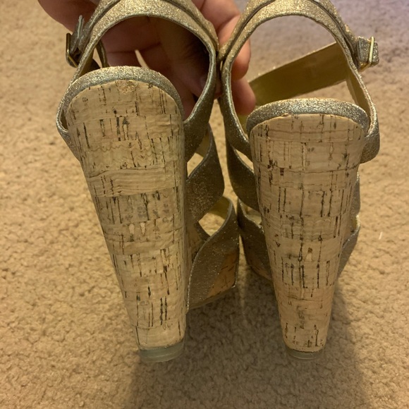 Steve Madden Gold Glitter Wedge Platform Heels - Picture 8 of 12